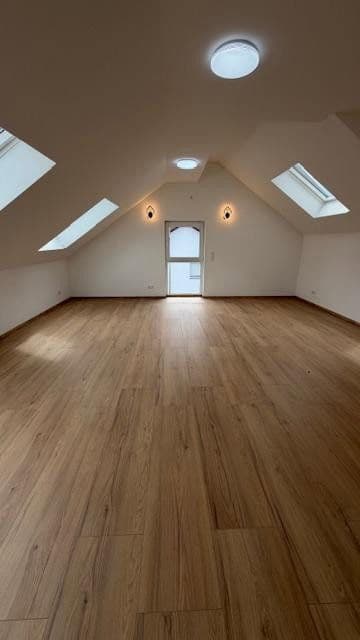 Pronájem bytu 3+1 125 m², Ketsch, Bádensko-Württembersko Pronájem bytu 3+1 125 m², Ketsch, Bádensko-Württembersko