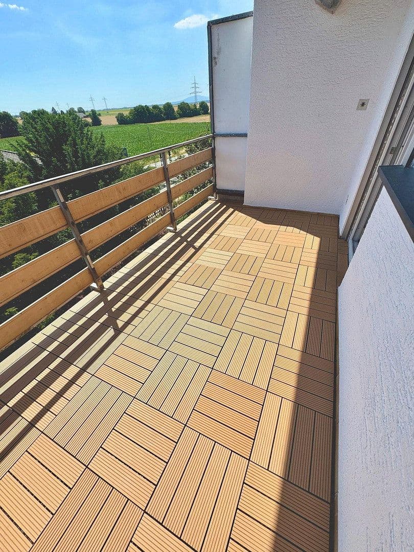 Pronájem bytu 2+kk 59 m², Wöllstadt, Hessen Pronájem bytu 2+kk 59 m², Wöllstadt, Hessen