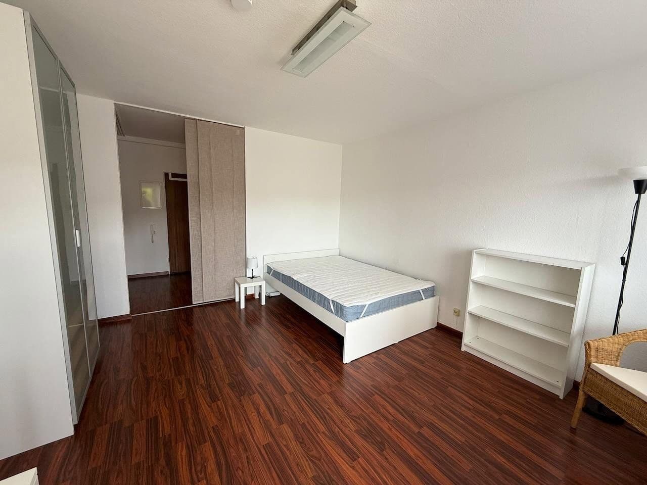 Pronájem bytu 1+1 31 m², Nußloch, Bádensko-Württembersko Pronájem bytu 1+1 31 m², Nußloch, Bádensko-Württembersko