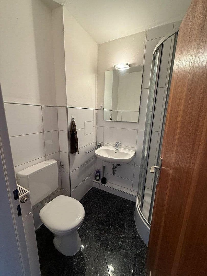 Pronájem bytu 1+1 31 m², Nußloch, Bádensko-Württembersko Pronájem bytu 1+1 31 m², Nußloch, Bádensko-Württembersko