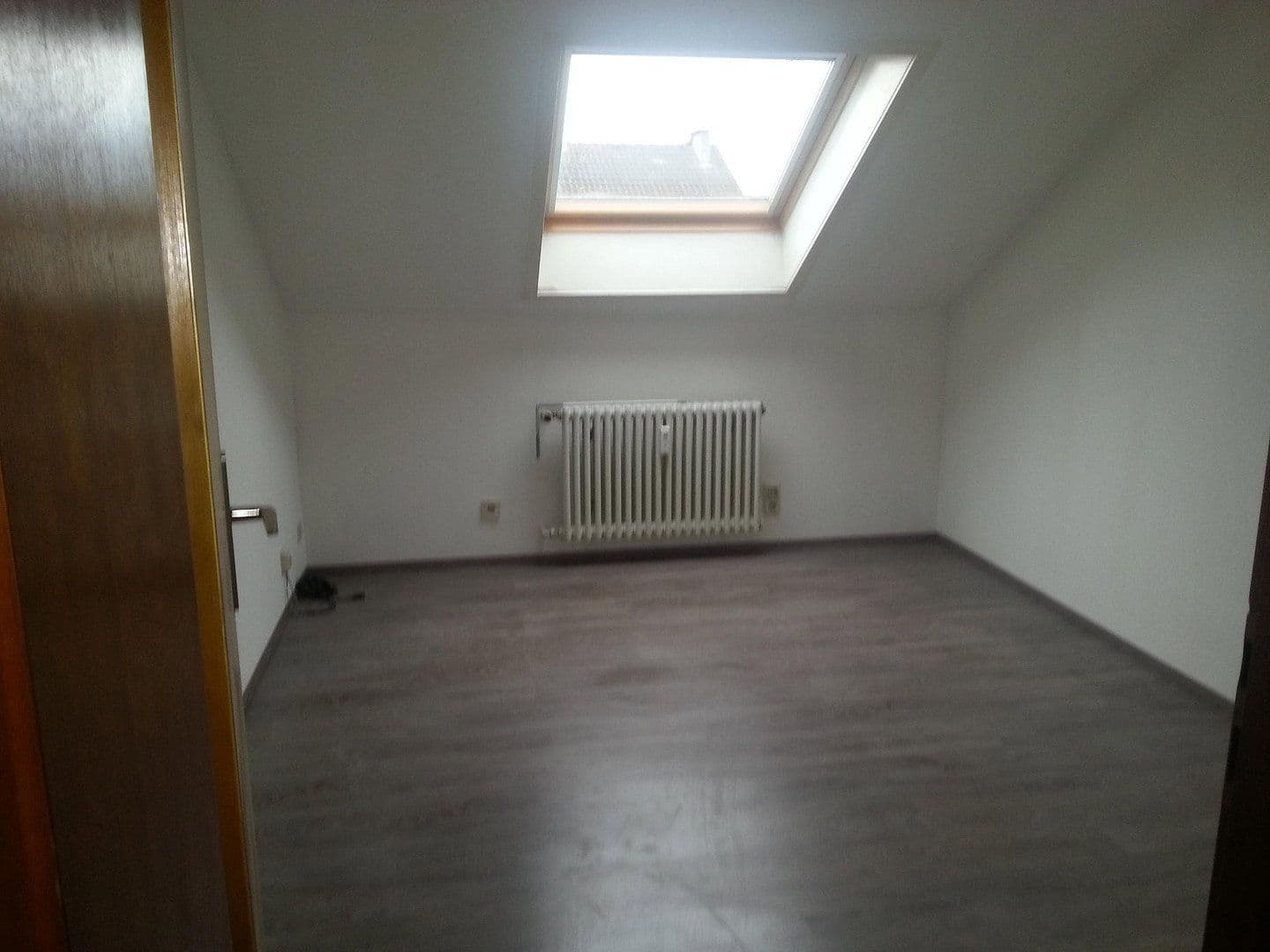 Pronájem bytu 4+1 83 m², Walchenseestraße 33, Stuttgart, Bádensko-Württembersko Pronájem bytu 4+1 83 m², Walchenseestraße 33, Stuttgart, Bádensko-Württembersko