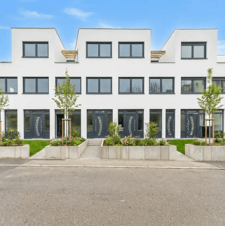 Prodej bytu 4+1 109 m², Bertha-Benz-Straße 6, Niefern-Öschelbronn, Bádensko-Württembersko Prodej bytu 4+1 109 m², Bertha-Benz-Straße 6, Niefern-Öschelbronn, Bádensko-Württembersko