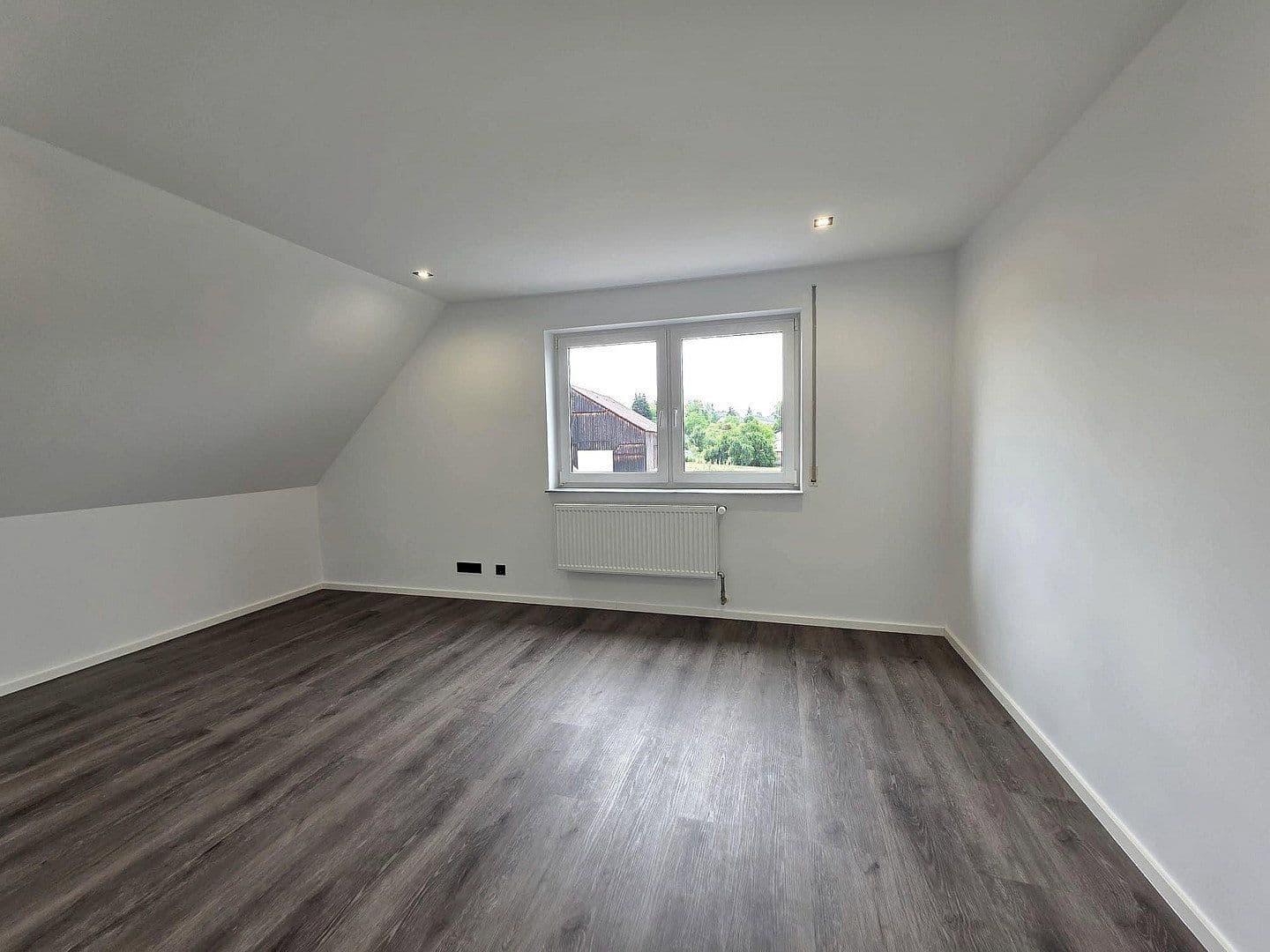 Prodej bytu 4+kk 123 m², Waldstetten, Bádensko-Württembersko Prodej bytu 4+kk 123 m², Waldstetten, Bádensko-Württembersko