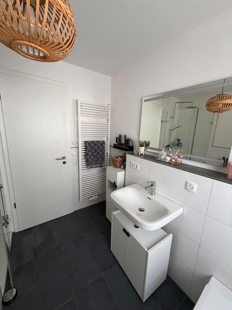 Pronájem bytu 3+1 85 m², Amlingstadter Str. 23, Hirschaid, Bavorsko Pronájem bytu 3+1 85 m², Amlingstadter Str. 23, Hirschaid, Bavorsko
