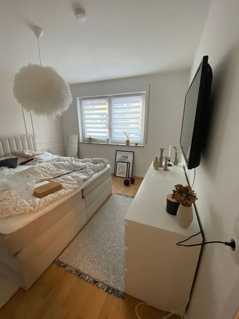 Pronájem bytu 3+1 85 m², Amlingstadter Str. 23, Hirschaid, Bavorsko Pronájem bytu 3+1 85 m², Amlingstadter Str. 23, Hirschaid, Bavorsko