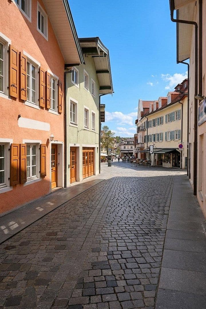 Prodej domu 130 m², pozemek 70 m², Jungmayrplatz 4, Bad Tölz, Bavorsko Prodej domu 130 m², pozemek 70 m², Jungmayrplatz 4, Bad Tölz, Bavorsko