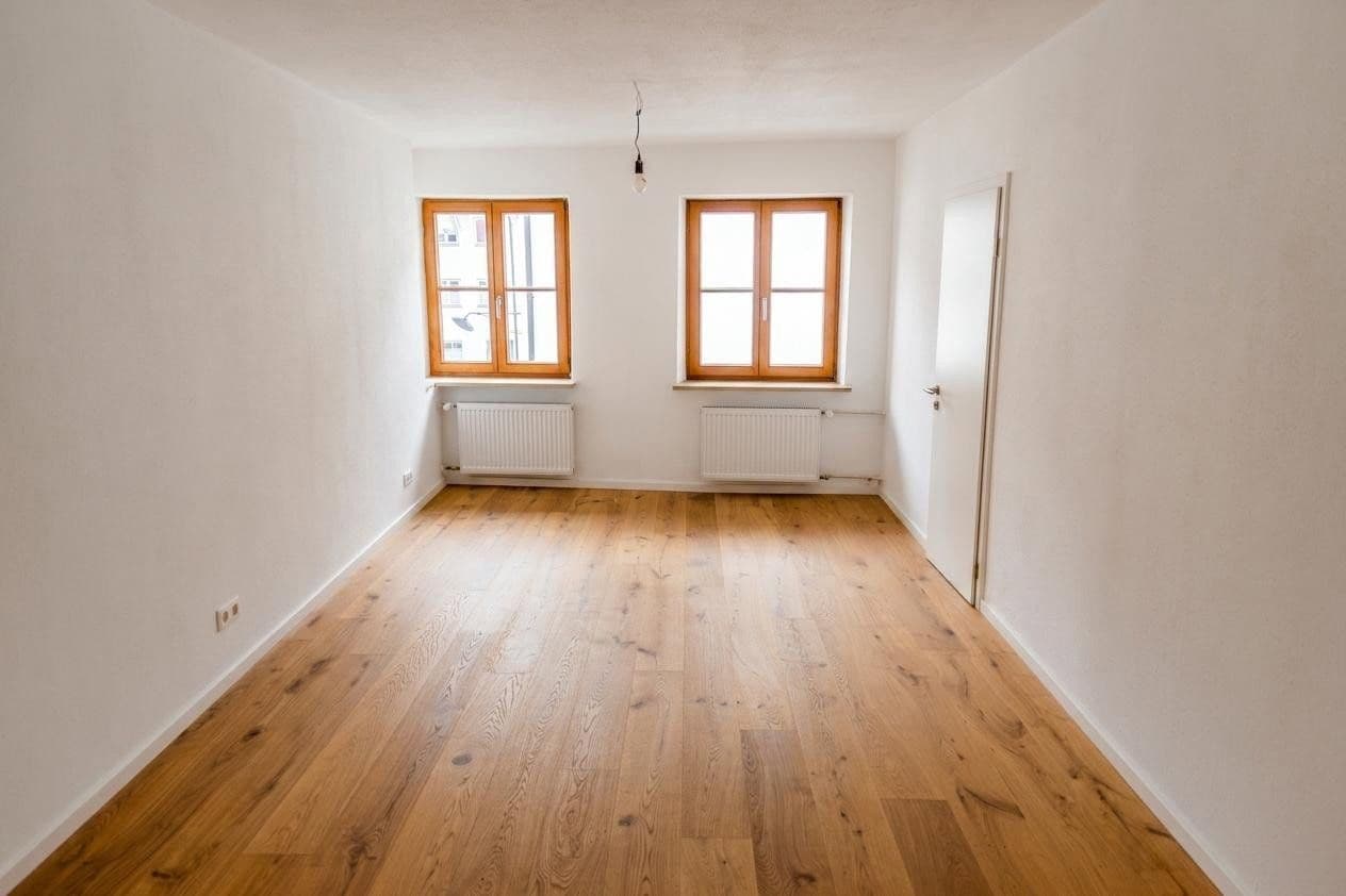 Prodej domu 130 m², pozemek 70 m², Jungmayrplatz 4, Bad Tölz, Bavorsko Prodej domu 130 m², pozemek 70 m², Jungmayrplatz 4, Bad Tölz, Bavorsko