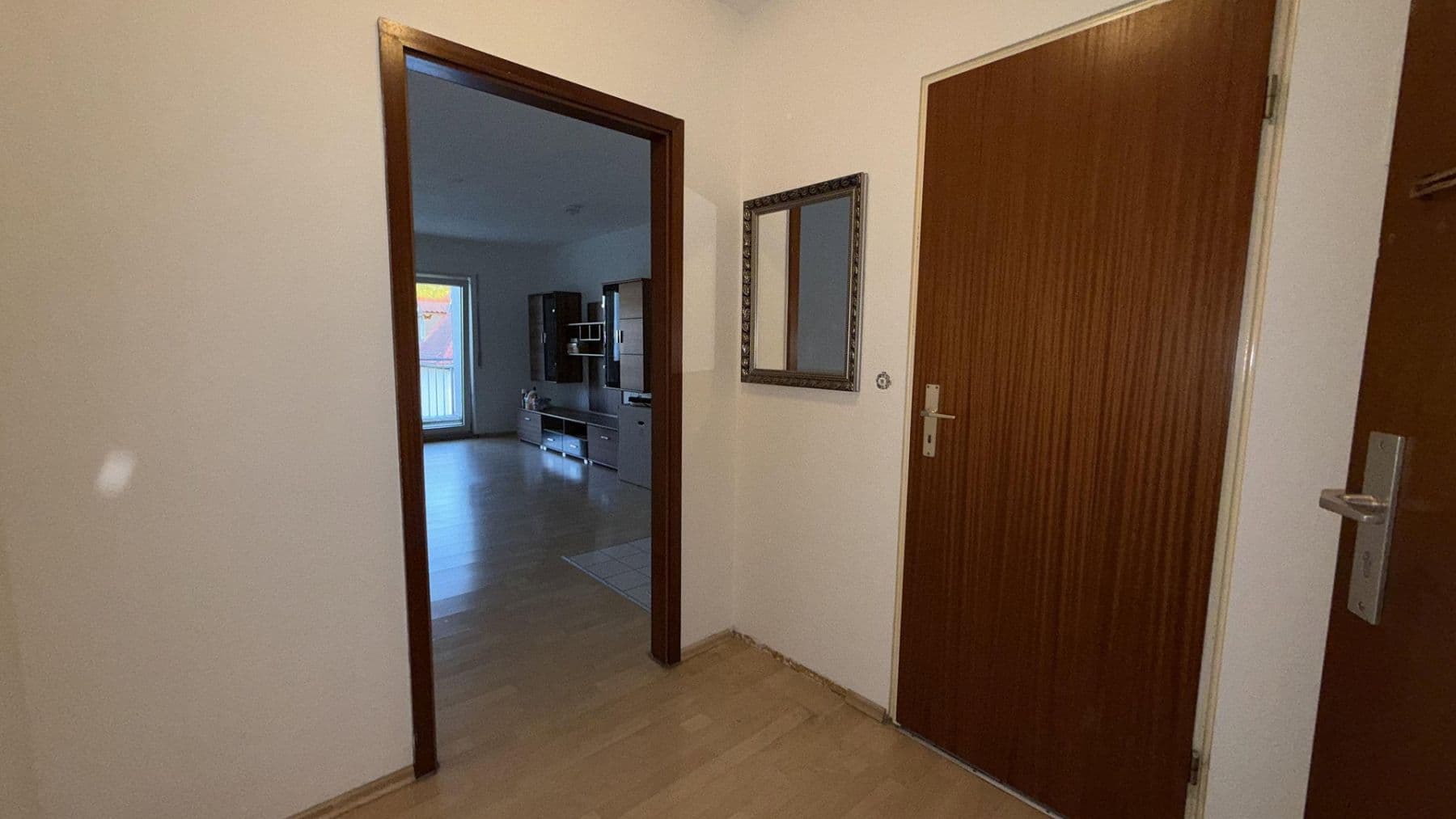 Pronájem bytu 1+1 34 m², Bruchsal, Bádensko-Württembersko Pronájem bytu 1+1 34 m², Bruchsal, Bádensko-Württembersko