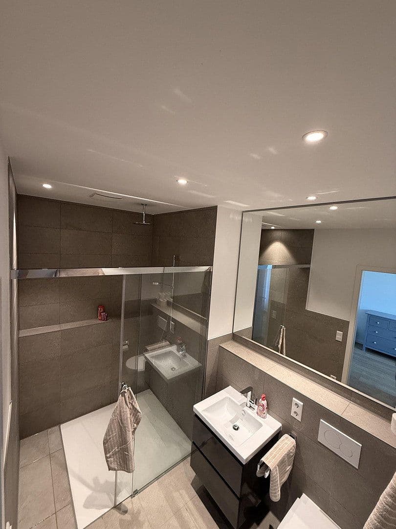 Pronájem bytu 1+1 34 m², Fürstenrieder Str. 285, München, Bavorsko Pronájem bytu 1+1 34 m², Fürstenrieder Str. 285, München, Bavorsko