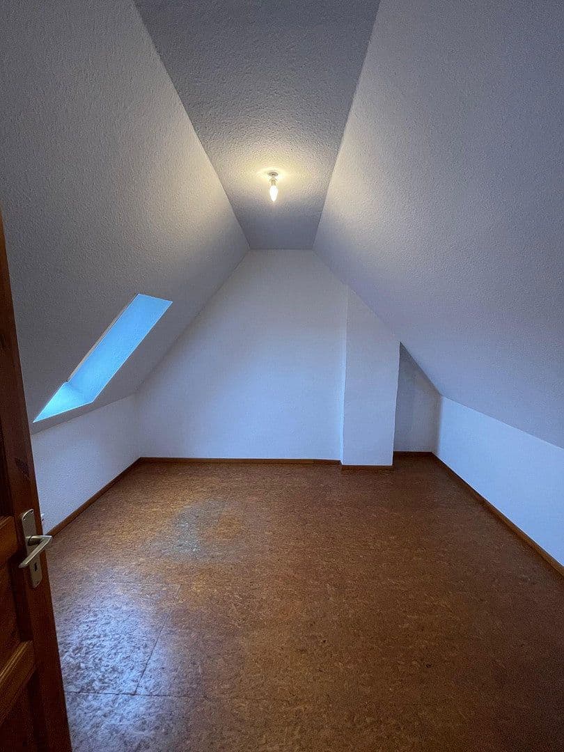 Pronájem bytu 3+1 100 m², Pfisterstraße, Fürth, Bavorsko Pronájem bytu 3+1 100 m², Pfisterstraße, Fürth, Bavorsko