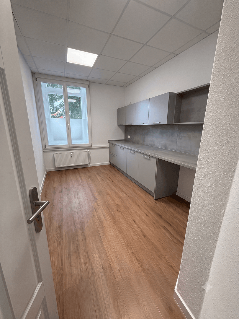 Pronájem kanceláře 160 m², Martinistraße 19, Osnabrück, Dolní Sasko Pronájem kanceláře 160 m², Martinistraße 19, Osnabrück, Dolní Sasko
