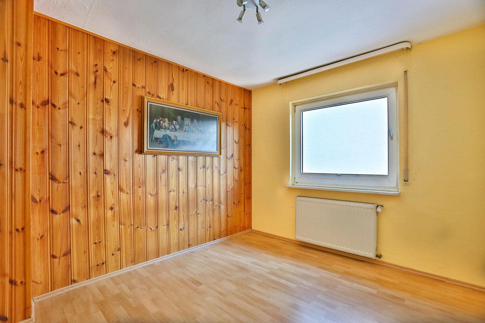 Prodej domu 130 m², pozemek 285 m², Buchbergstraße 4, Freigericht, Hessen Prodej domu 130 m², pozemek 285 m², Buchbergstraße 4, Freigericht, Hessen