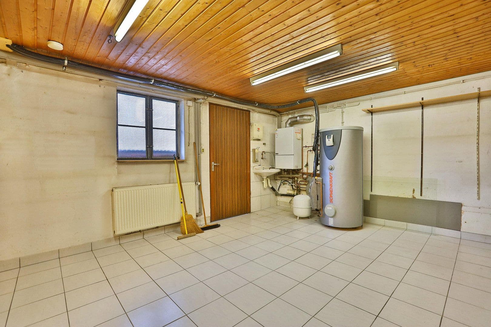 Prodej domu 130 m², pozemek 285 m², Buchbergstraße 4, Freigericht, Hessen Prodej domu 130 m², pozemek 285 m², Buchbergstraße 4, Freigericht, Hessen