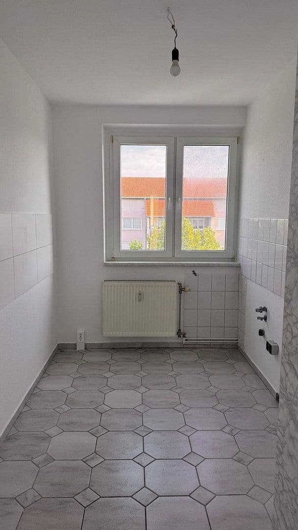 Pronájem bytu 4+1 70 m², Arthur Scheibner Ring 14, Mücheln (Geiseltal), Sasko-Anhaltsko Pronájem bytu 4+1 70 m², Arthur Scheibner Ring 14, Mücheln (Geiseltal), Sasko-Anhaltsko