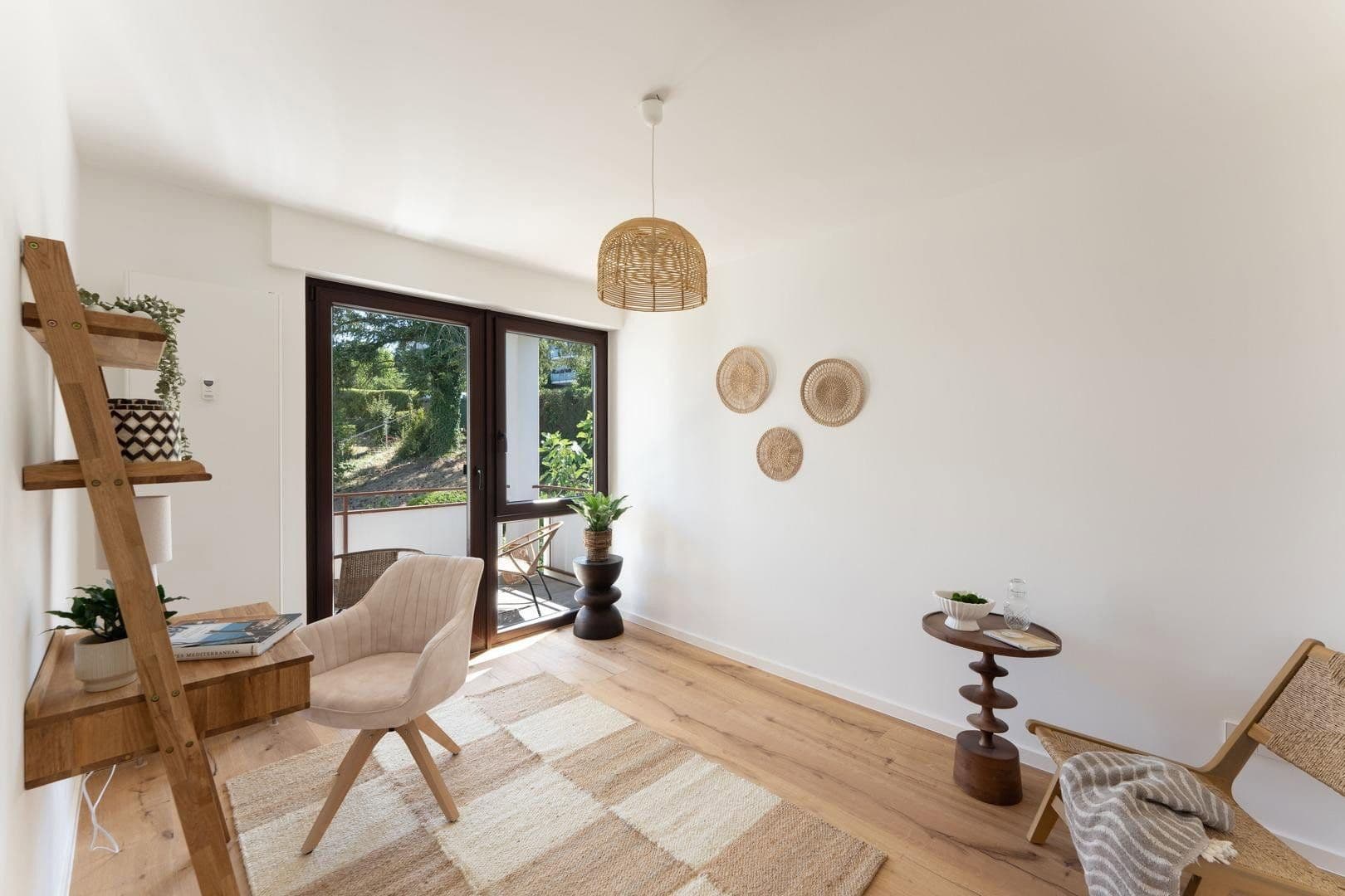 Prodej bytu 4+1 85 m², Mannspergerstraße 100, Stuttgart, Bádensko-Württembersko Prodej bytu 4+1 85 m², Mannspergerstraße 100, Stuttgart, Bádensko-Württembersko