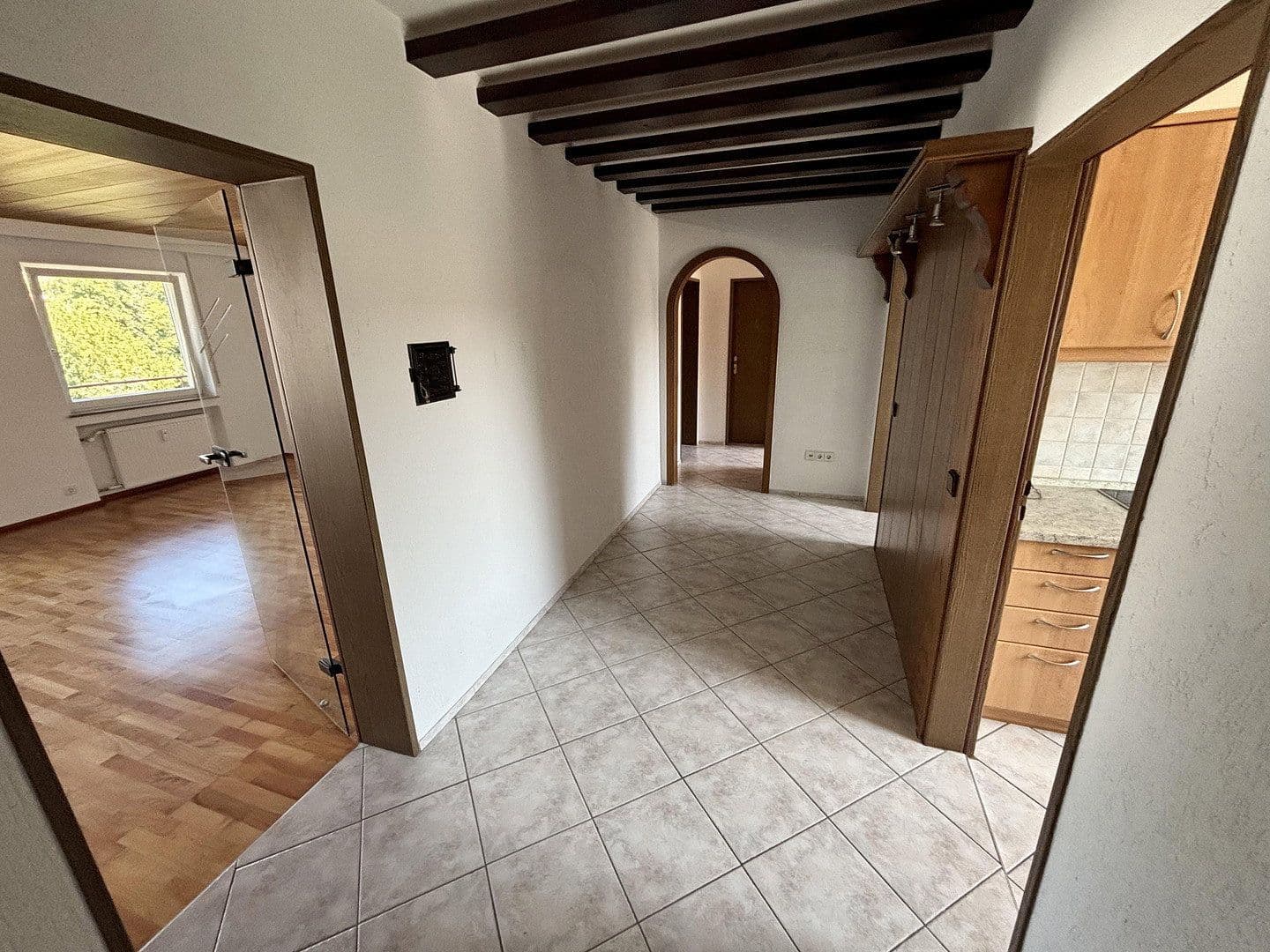 Pronájem bytu 3+kk 95 m², Singen (Hohentwiel), Bádensko-Württembersko Pronájem bytu 3+kk 95 m², Singen (Hohentwiel), Bádensko-Württembersko