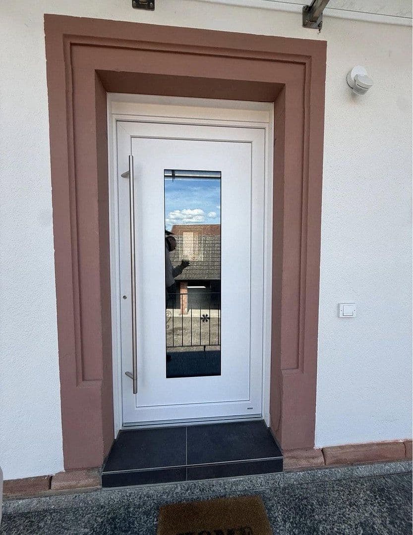 Pronájem domu 140 m², pozemek 600 m², Kirchstr. 6, Kleinkahl, Bavorsko Pronájem domu 140 m², pozemek 600 m², Kirchstr. 6, Kleinkahl, Bavorsko