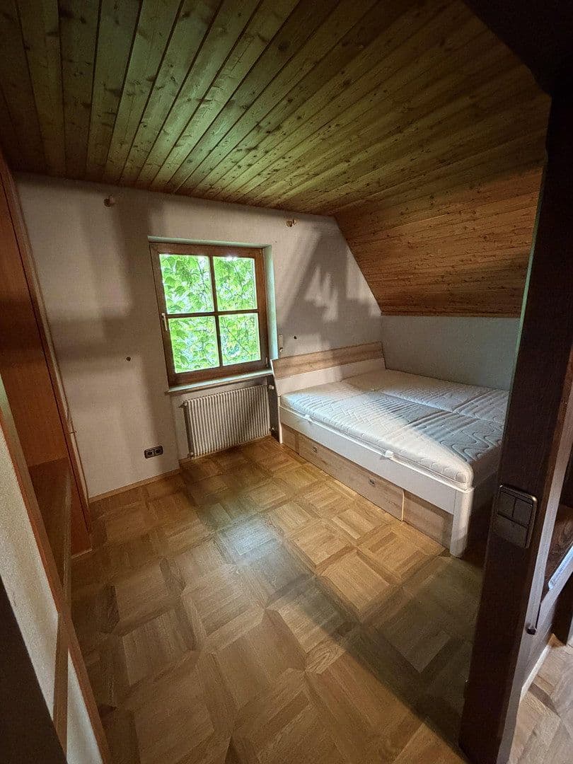 Pronájem domu 220 m², pozemek 3.150 m², Gebenbach, Bavorsko Pronájem domu 220 m², pozemek 3.150 m², Gebenbach, Bavorsko