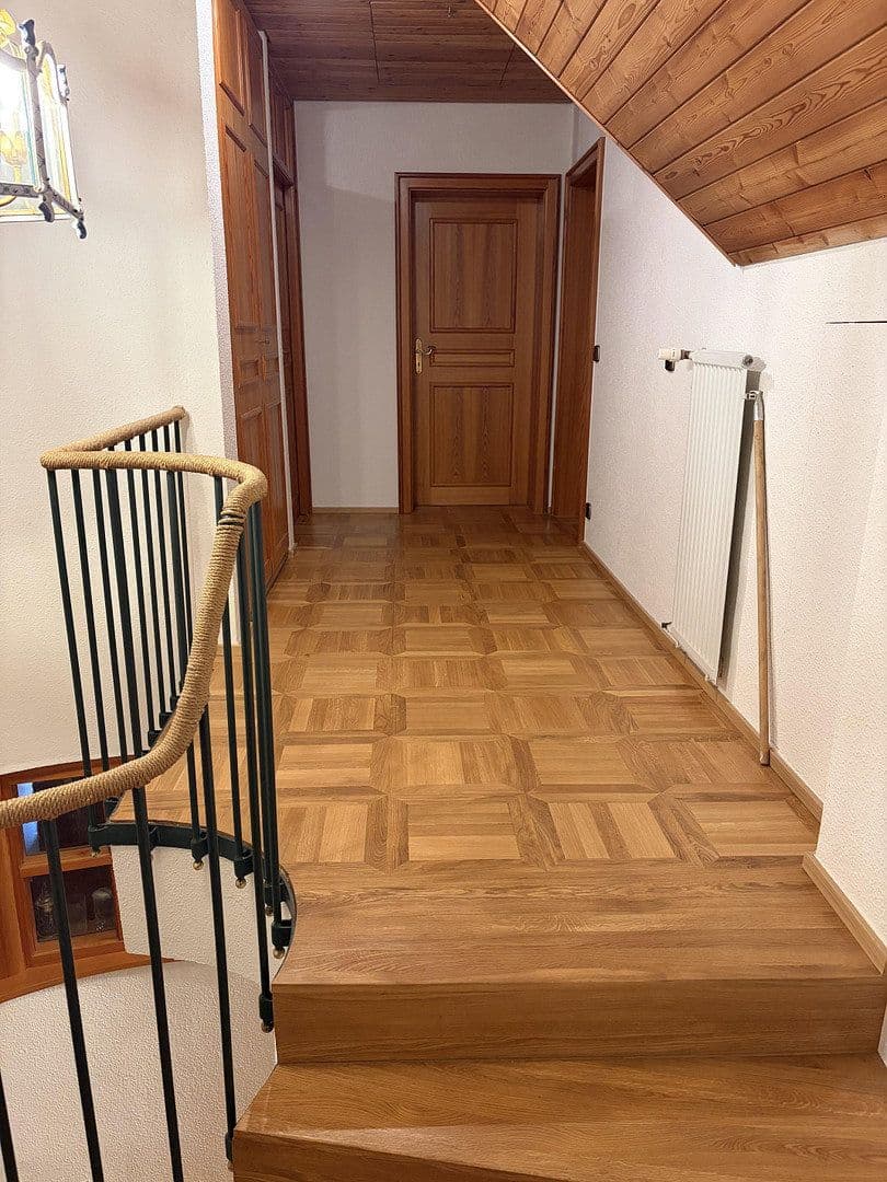 Pronájem domu 220 m², pozemek 3.150 m², Gebenbach, Bavorsko Pronájem domu 220 m², pozemek 3.150 m², Gebenbach, Bavorsko