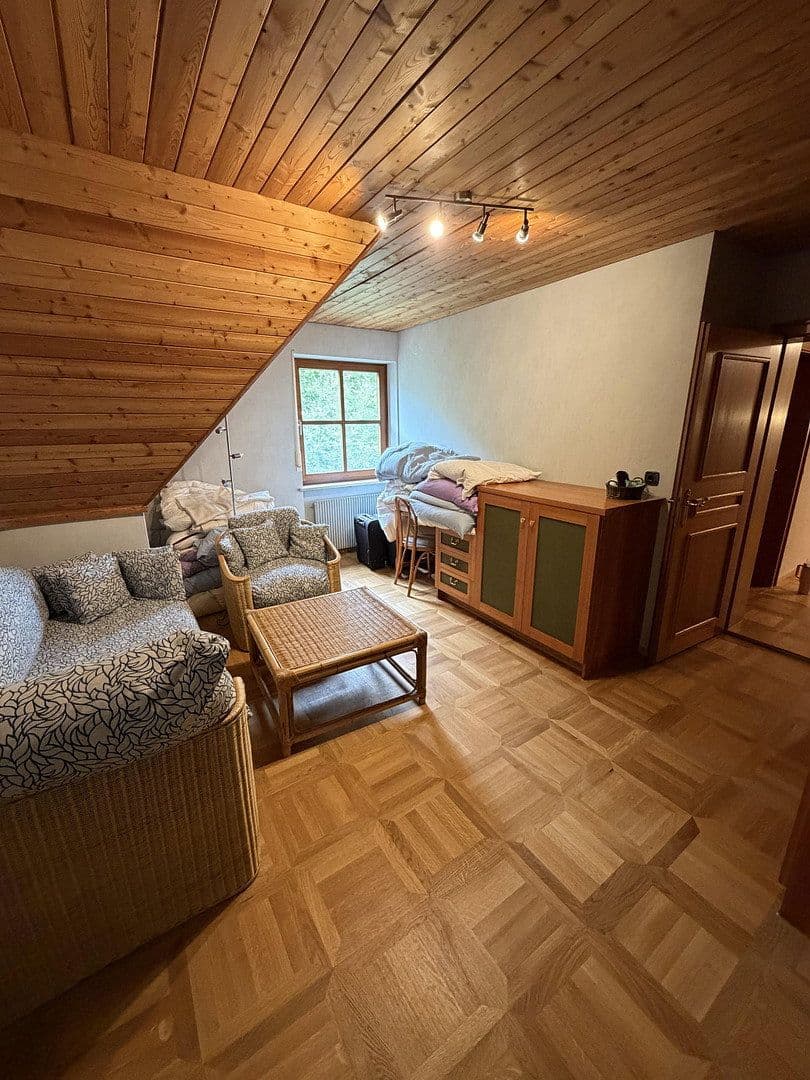Pronájem domu 220 m², pozemek 3.150 m², Gebenbach, Bavorsko Pronájem domu 220 m², pozemek 3.150 m², Gebenbach, Bavorsko