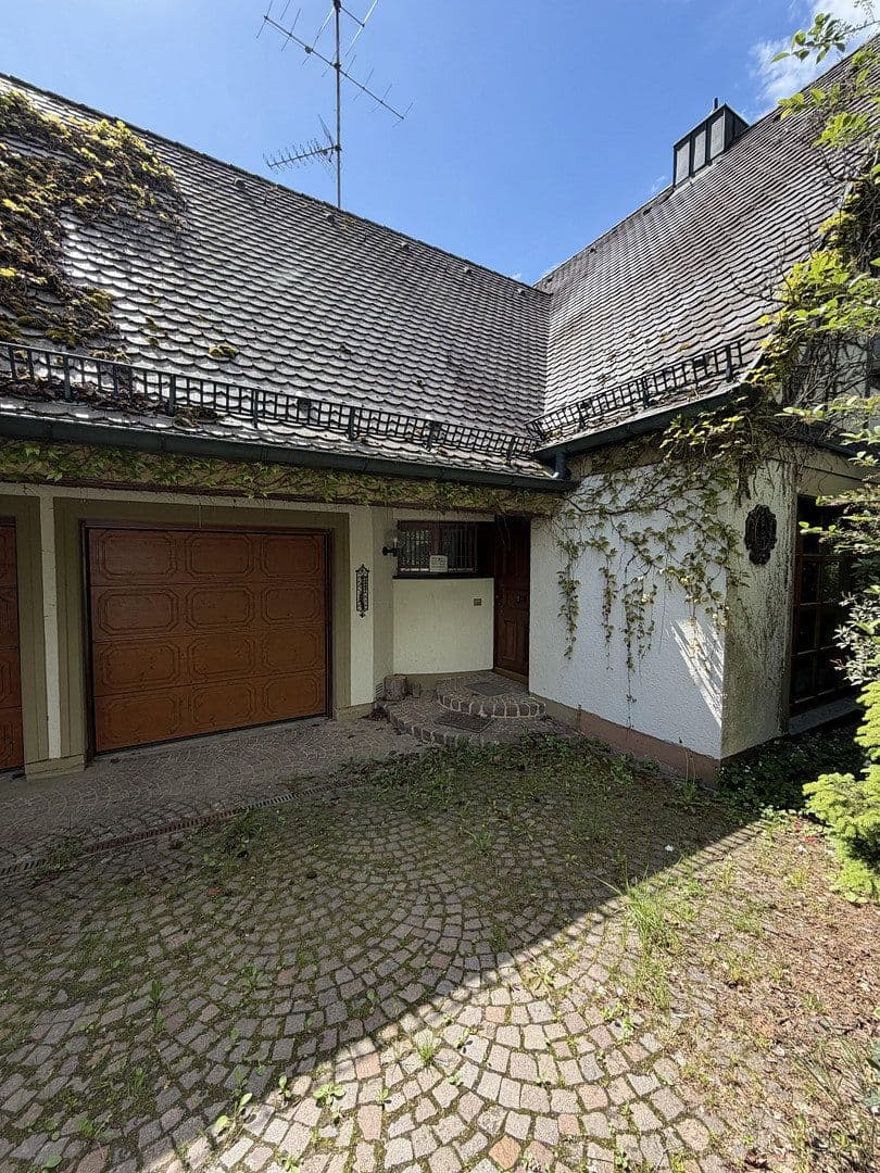 Pronájem domu 220 m², pozemek 3.150 m², Gebenbach, Bavorsko Pronájem domu 220 m², pozemek 3.150 m², Gebenbach, Bavorsko