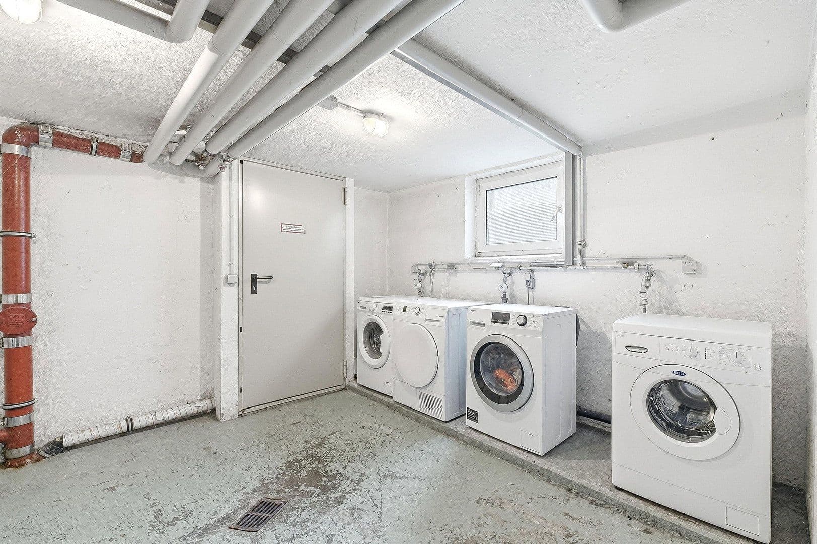 Pronájem bytu 2+1 69 m², Tulpenstraße 15, Sindelfingen, Bádensko-Württembersko Pronájem bytu 2+1 69 m², Tulpenstraße 15, Sindelfingen, Bádensko-Württembersko