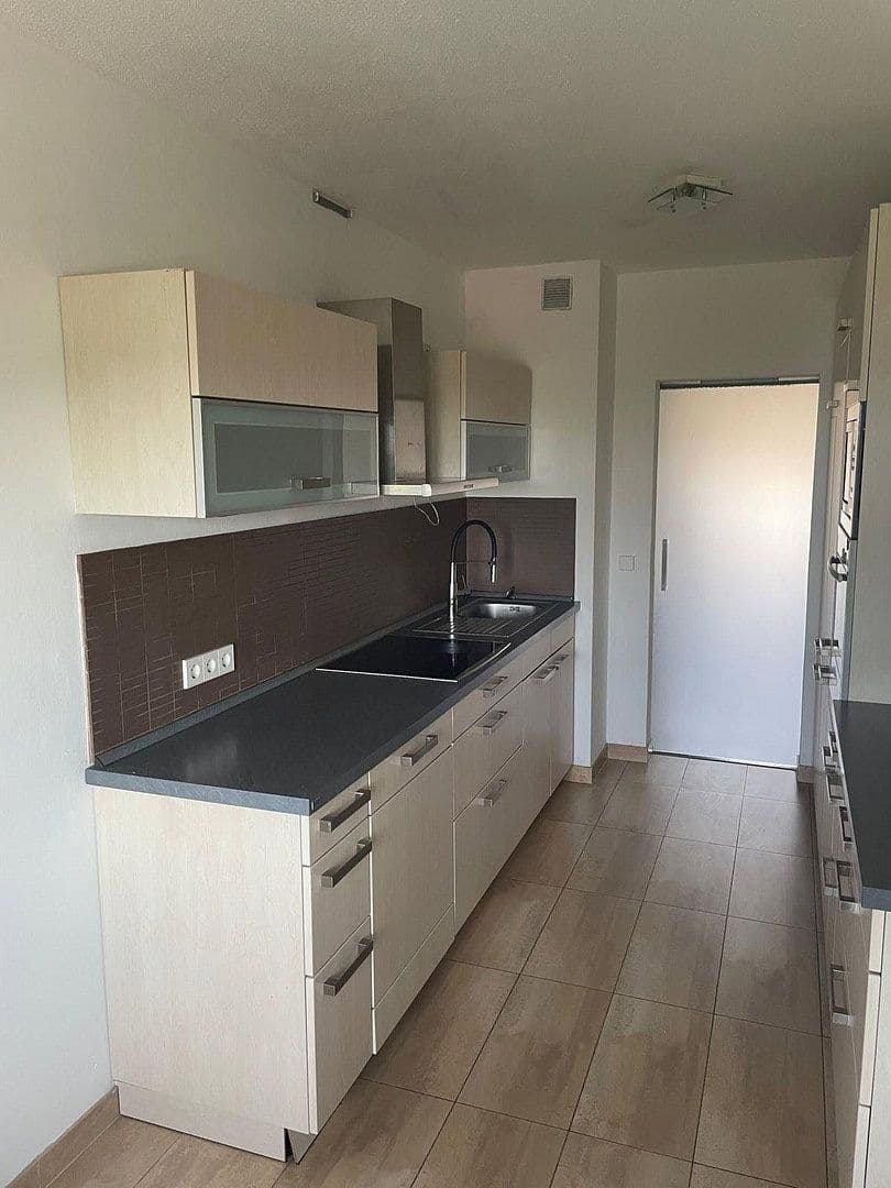 Prodej bytu 3+1 76 m², Pillauer Straße 8, Pforzheim, Bádensko-Württembersko Prodej bytu 3+1 76 m², Pillauer Straße 8, Pforzheim, Bádensko-Württembersko