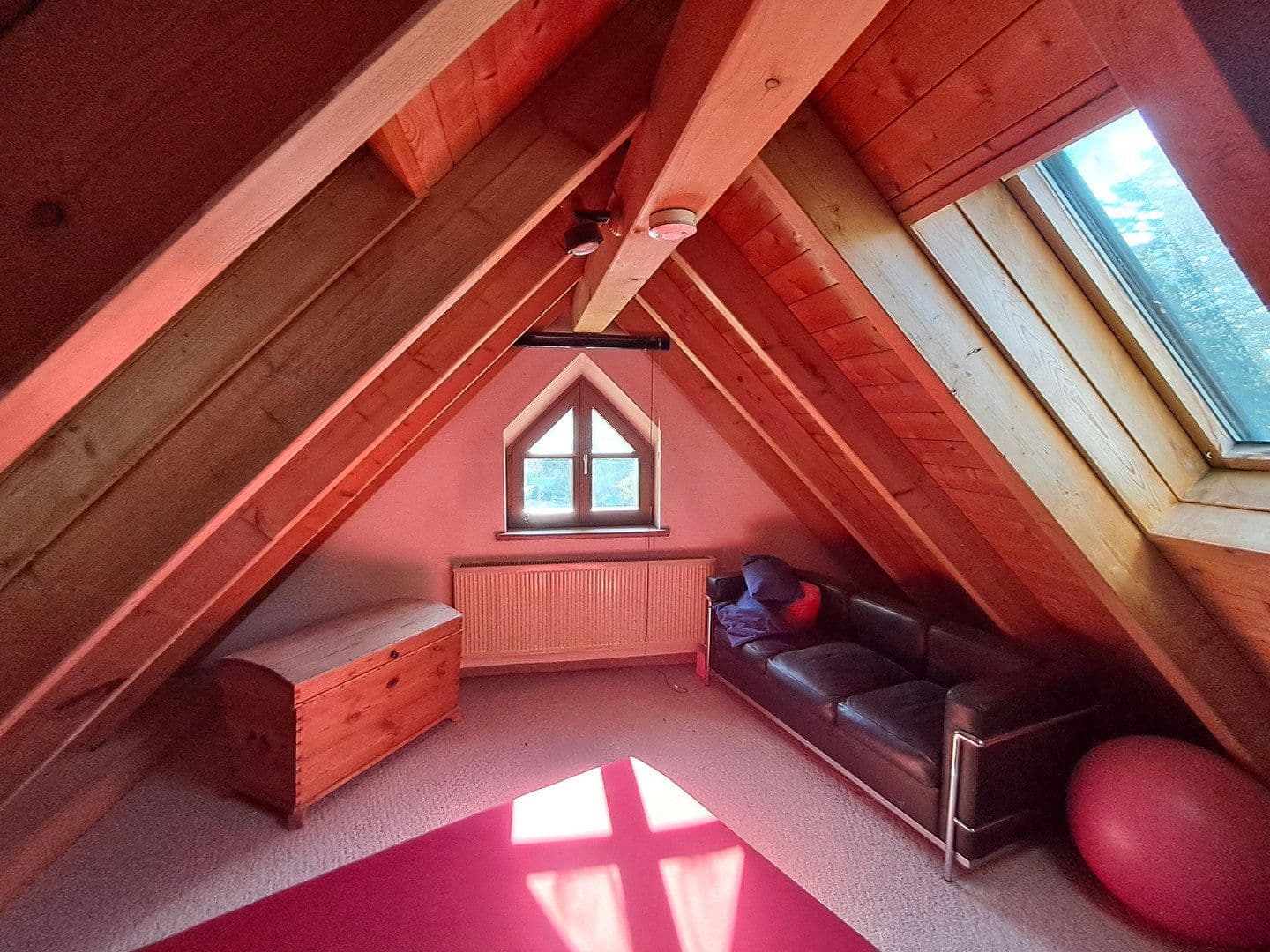 Prodej domu 98 m², pozemek 353 m², München, Bavorsko Prodej domu 98 m², pozemek 353 m², München, Bavorsko