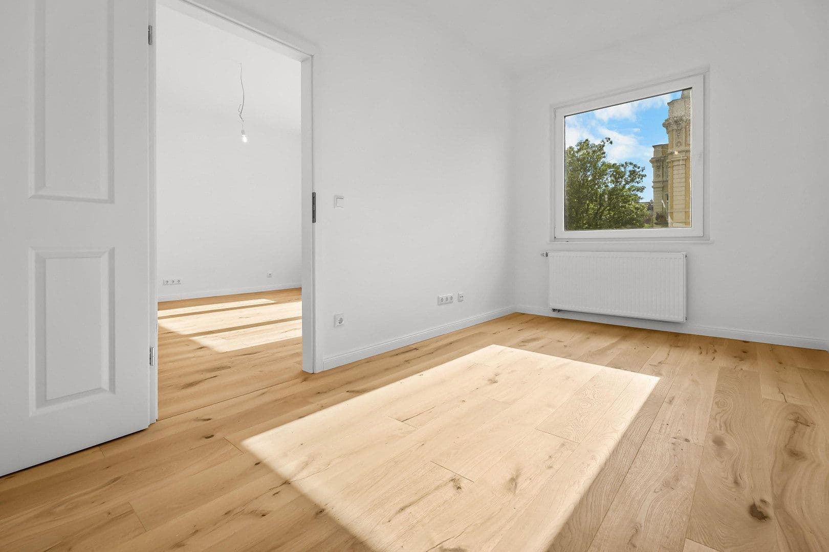 Pronájem bytu 3+1 65 m², Bödekerstraße 2, Hannover, Dolní Sasko Pronájem bytu 3+1 65 m², Bödekerstraße 2, Hannover, Dolní Sasko