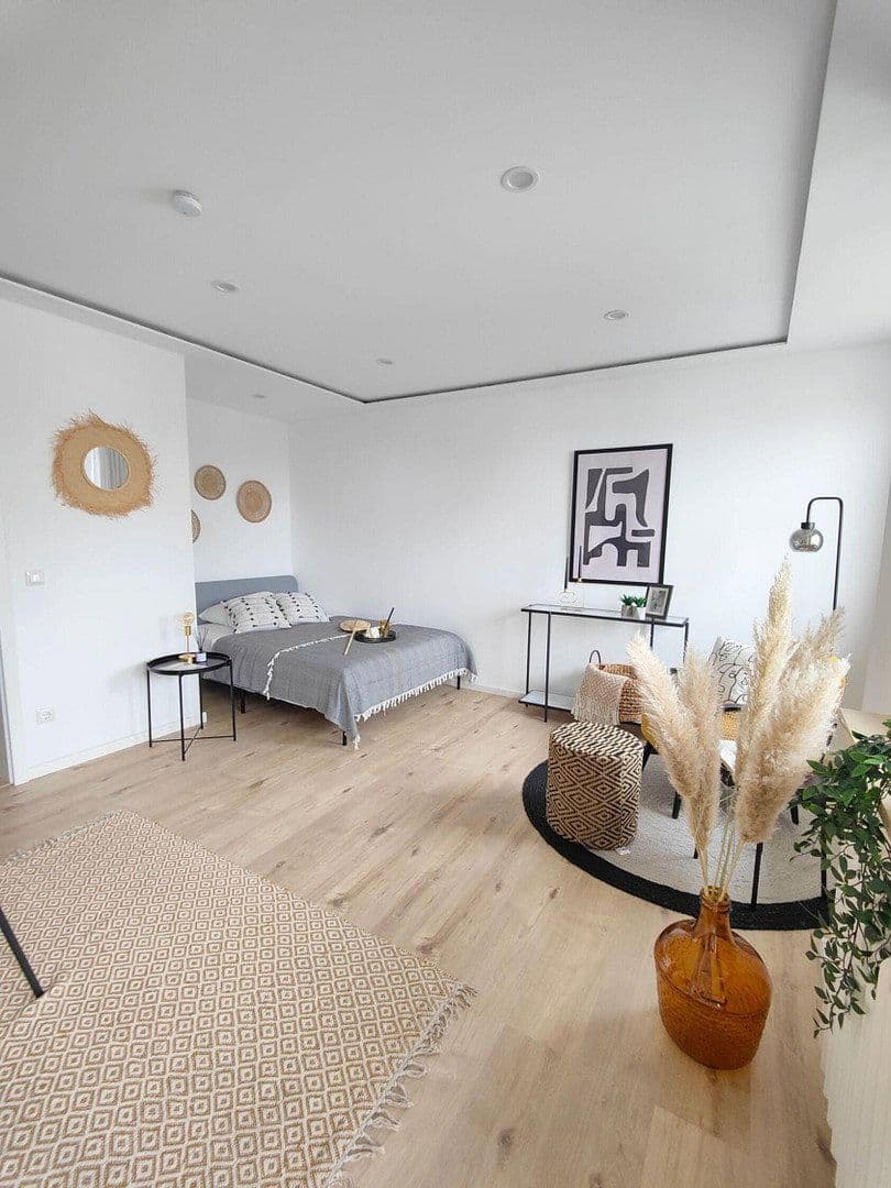 Pronájem bytu 1+1 35 m², Adalbert-Stifter-Straße 6, Schweinfurt, Bavorsko Pronájem bytu 1+1 35 m², Adalbert-Stifter-Straße 6, Schweinfurt, Bavorsko