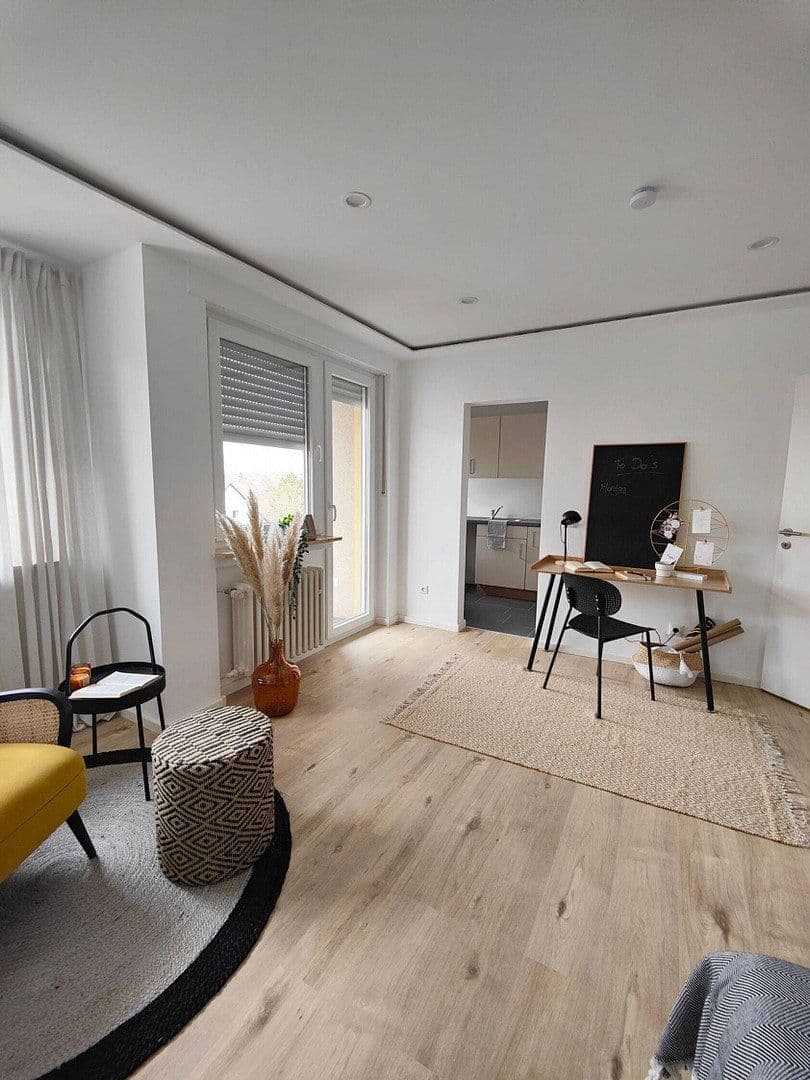 Pronájem bytu 1+1 35 m², Adalbert-Stifter-Straße 6, Schweinfurt, Bavorsko Pronájem bytu 1+1 35 m², Adalbert-Stifter-Straße 6, Schweinfurt, Bavorsko