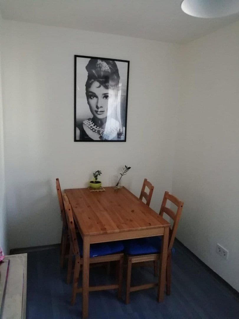 Pronájem bytu 1+1 32 m², Rathausplatz 14, Simmerath, Severní Porýní-Vestfálsko Pronájem bytu 1+1 32 m², Rathausplatz 14, Simmerath, Severní Porýní-Vestfálsko