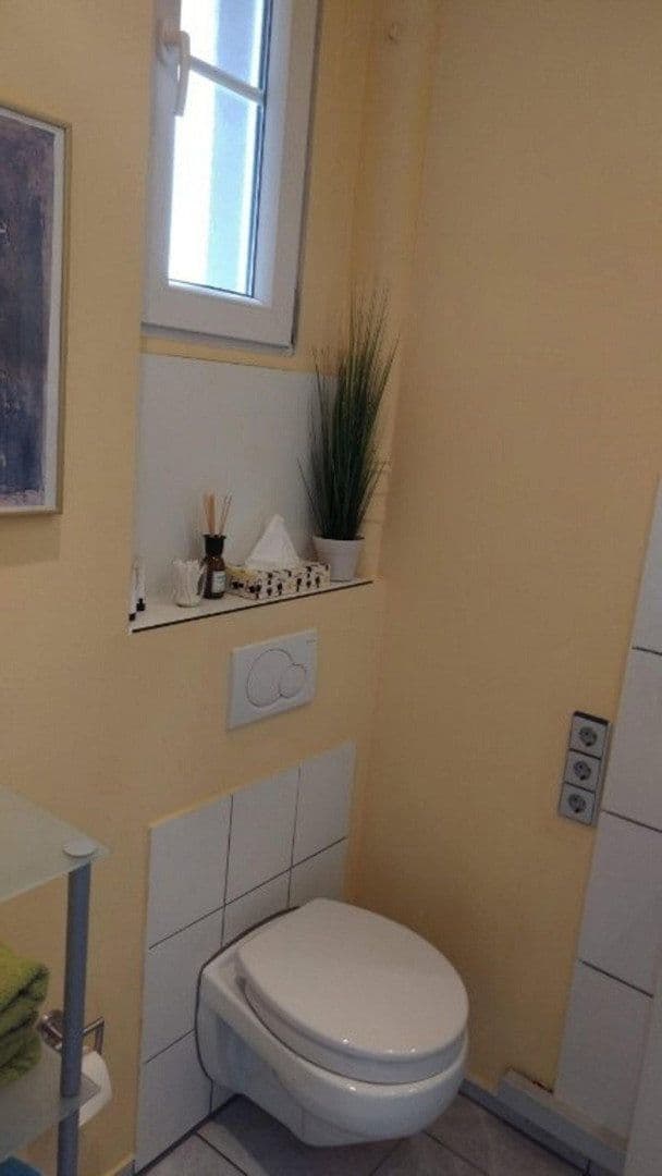 Pronájem bytu 1+1 45 m², Kreuzstraße 30, Villingen-Schwenningen, Bádensko-Württembersko Pronájem bytu 1+1 45 m², Kreuzstraße 30, Villingen-Schwenningen, Bádensko-Württembersko