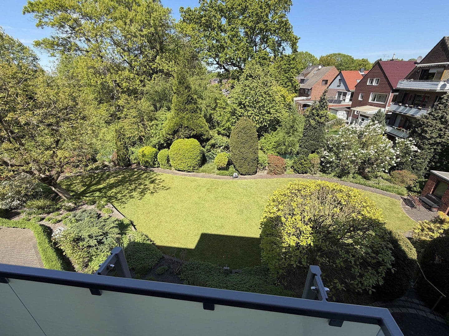 Pronájem bytu 3+1 76 m², Teutoburgerstr. 123, Oberhausen, Severní Porýní-Vestfálsko Pronájem bytu 3+1 76 m², Teutoburgerstr. 123, Oberhausen, Severní Porýní-Vestfálsko