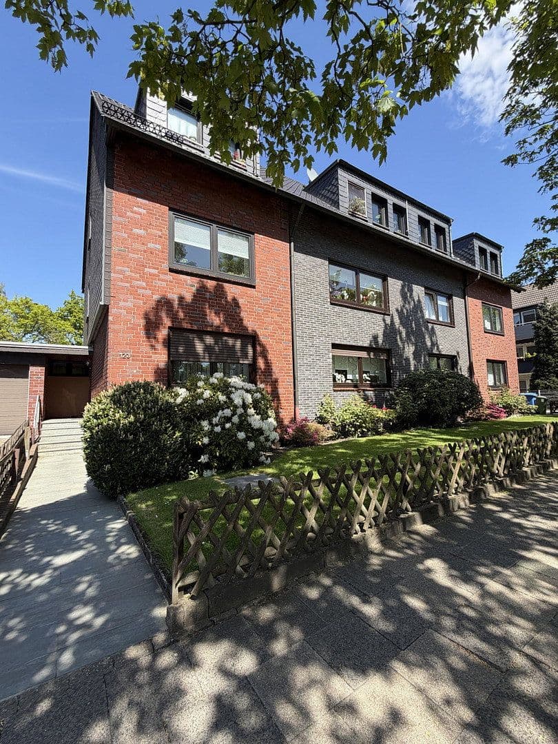Pronájem bytu 3+1 76 m², Teutoburgerstr. 123, Oberhausen, Severní Porýní-Vestfálsko Pronájem bytu 3+1 76 m², Teutoburgerstr. 123, Oberhausen, Severní Porýní-Vestfálsko