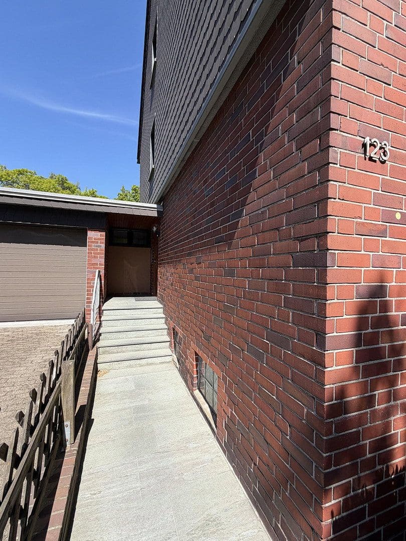 Pronájem bytu 3+1 76 m², Teutoburgerstr. 123, Oberhausen, Severní Porýní-Vestfálsko Pronájem bytu 3+1 76 m², Teutoburgerstr. 123, Oberhausen, Severní Porýní-Vestfálsko