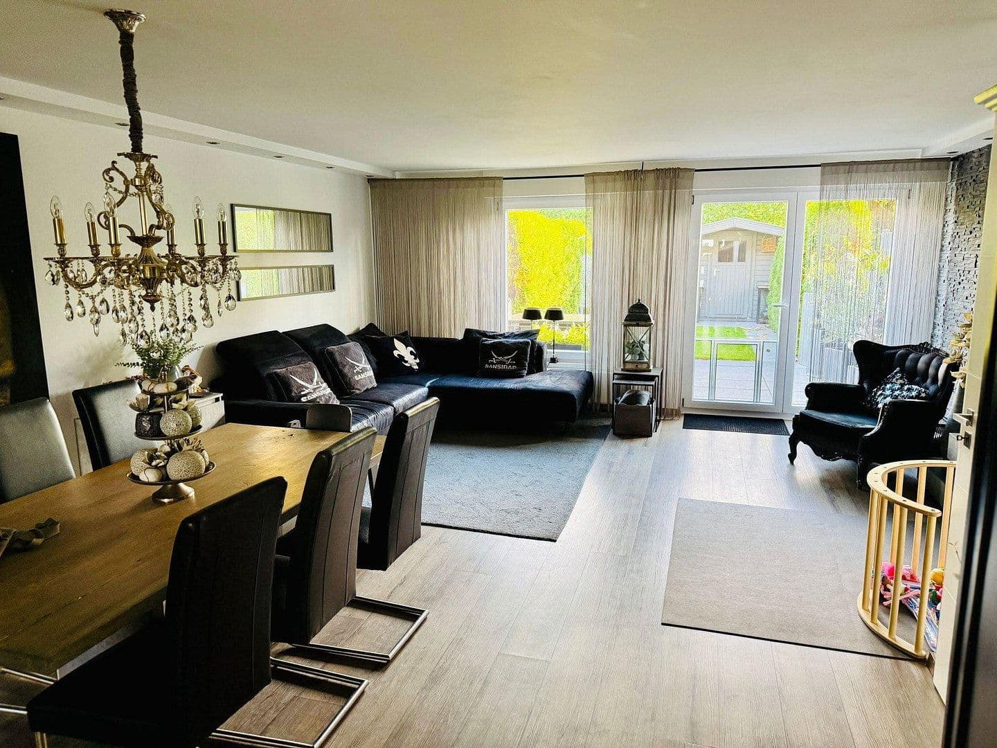 Prodej domu 113 m², pozemek 245 m², Willich, Severní Porýní-Vestfálsko Prodej domu 113 m², pozemek 245 m², Willich, Severní Porýní-Vestfálsko