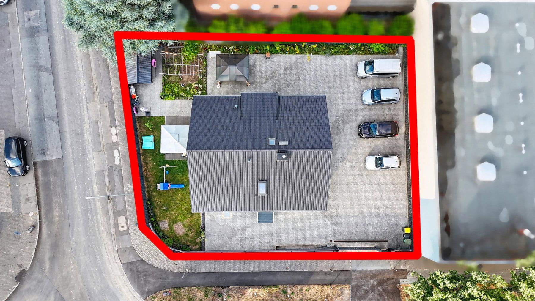 Prodej domu 251 m², pozemek 751 m², Frankfurt am Main, Hessen Prodej domu 251 m², pozemek 751 m², Frankfurt am Main, Hessen