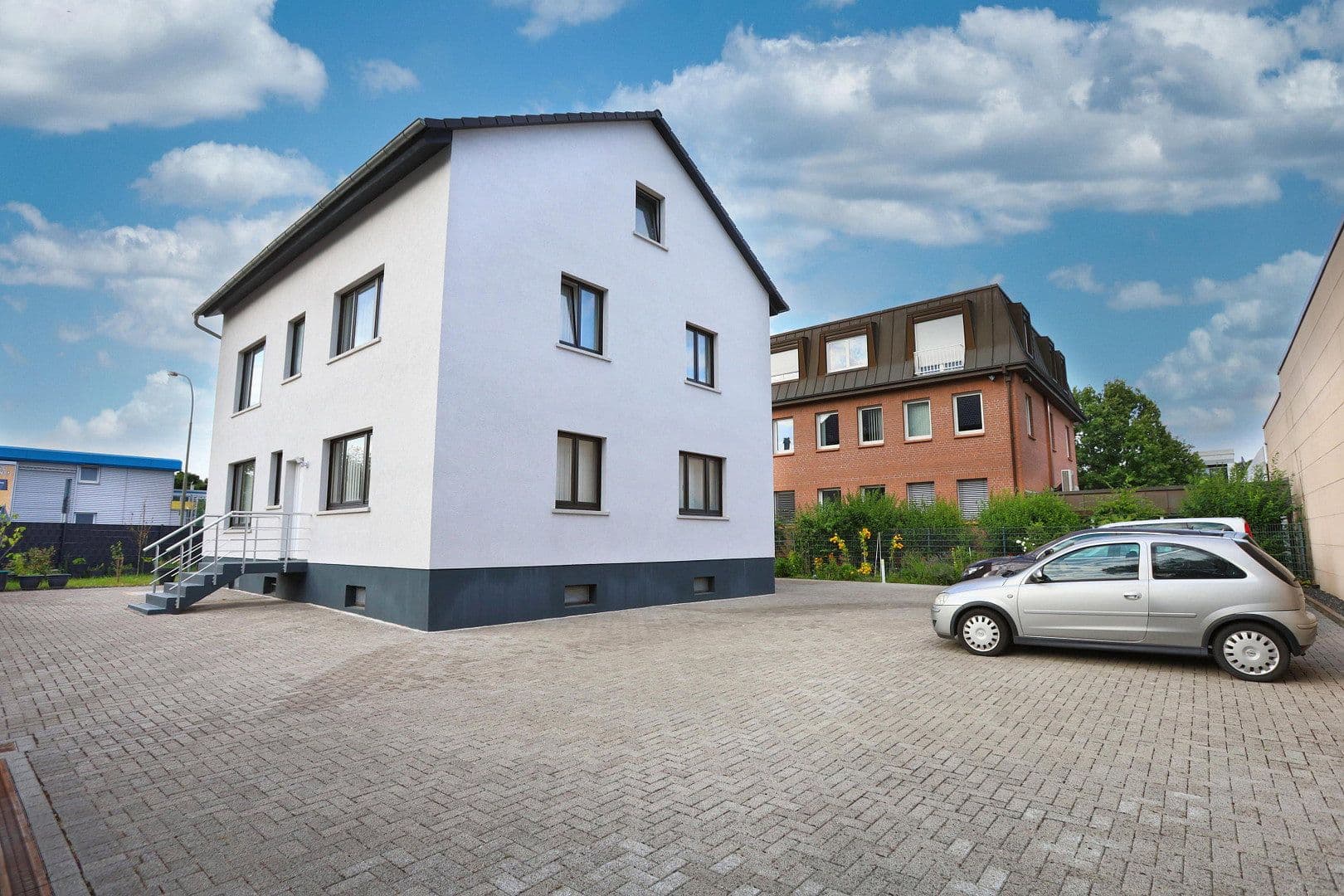 Prodej domu 251 m², pozemek 751 m², Frankfurt am Main, Hessen Prodej domu 251 m², pozemek 751 m², Frankfurt am Main, Hessen