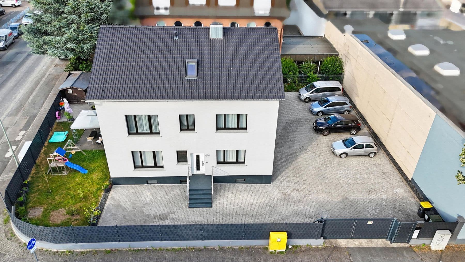 Prodej domu 251 m², pozemek 751 m², Frankfurt am Main, Hessen Prodej domu 251 m², pozemek 751 m², Frankfurt am Main, Hessen