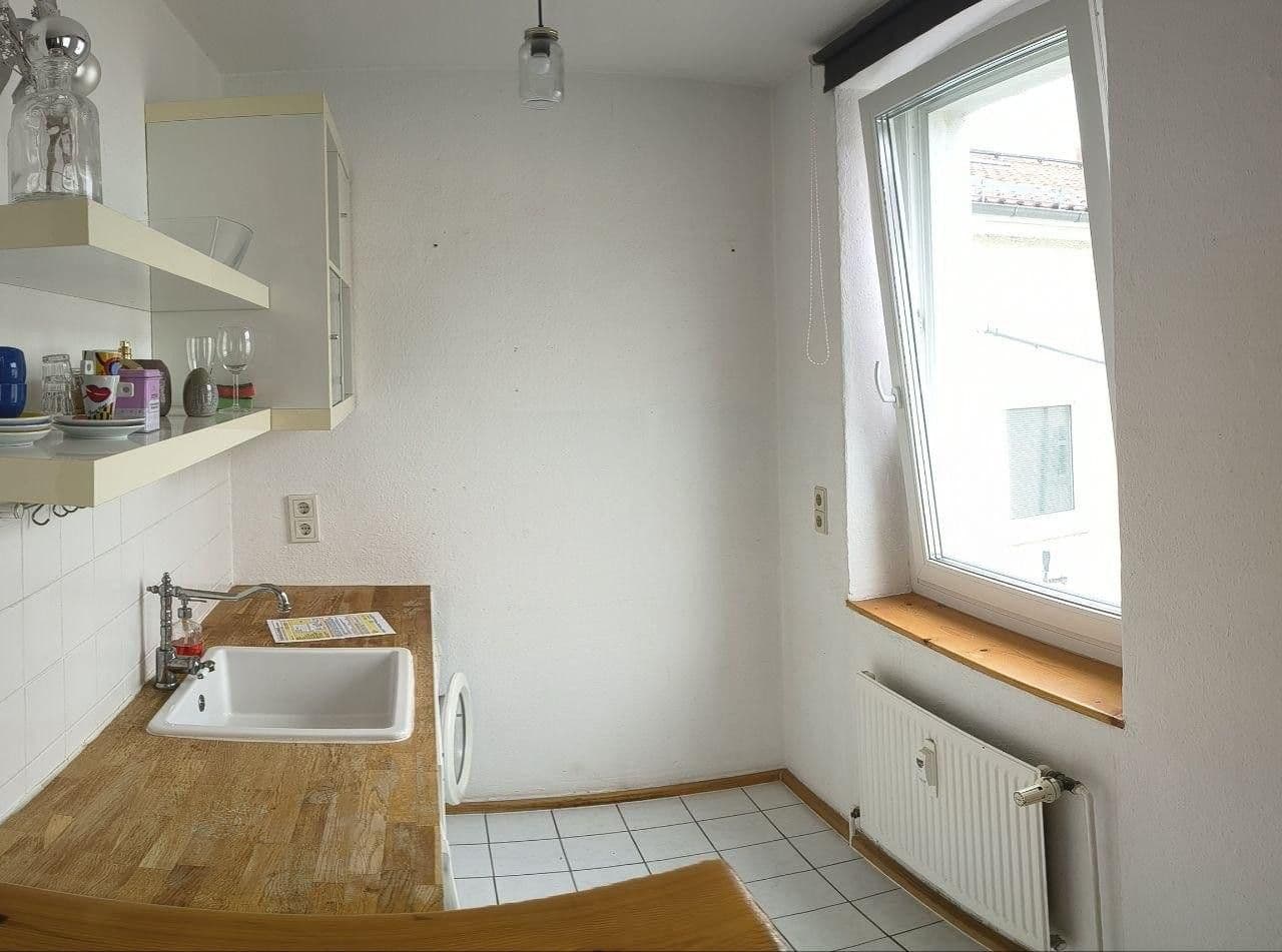 Prodej bytu 2+1 41 m², Zionskirchstr. 11, Berlin, Berlín Prodej bytu 2+1 41 m², Zionskirchstr. 11, Berlin, Berlín