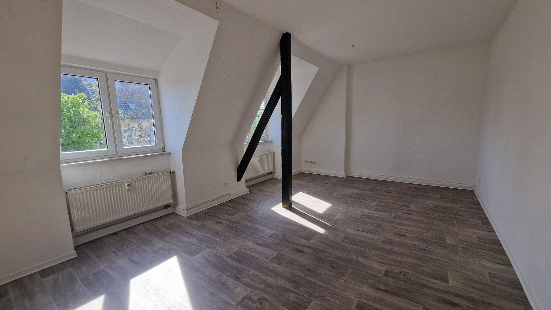Pronájem bytu 2+1 42 m², Magdeburger Str. 14, Dessau-Roßlau, Sasko-Anhaltsko Pronájem bytu 2+1 42 m², Magdeburger Str. 14, Dessau-Roßlau, Sasko-Anhaltsko