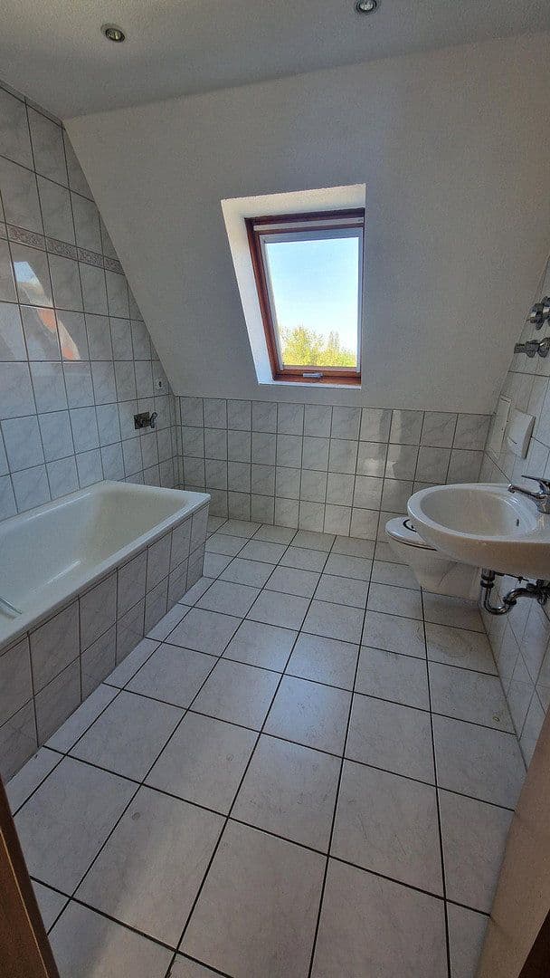 Pronájem bytu 2+1 42 m², Magdeburger Str. 14, Dessau-Roßlau, Sasko-Anhaltsko Pronájem bytu 2+1 42 m², Magdeburger Str. 14, Dessau-Roßlau, Sasko-Anhaltsko