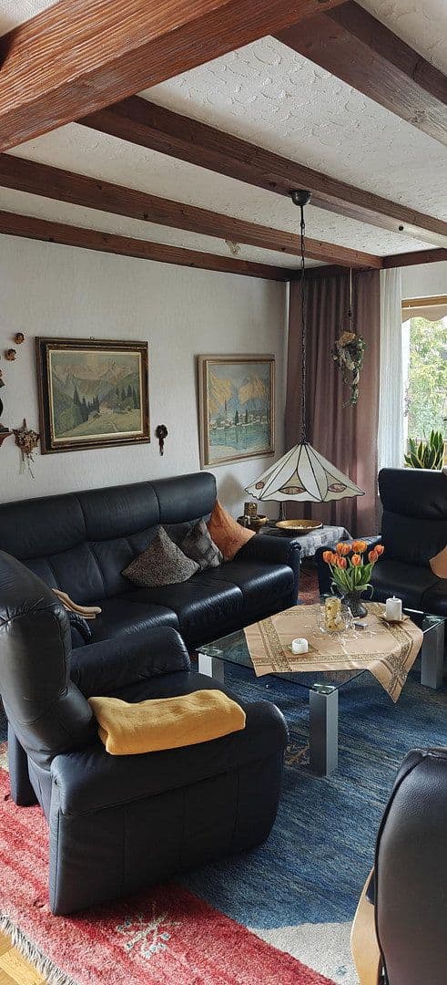 Prodej domu 295 m², pozemek 1.365 m², Austr. 9, Offenau, Bádensko-Württembersko Prodej domu 295 m², pozemek 1.365 m², Austr. 9, Offenau, Bádensko-Württembersko