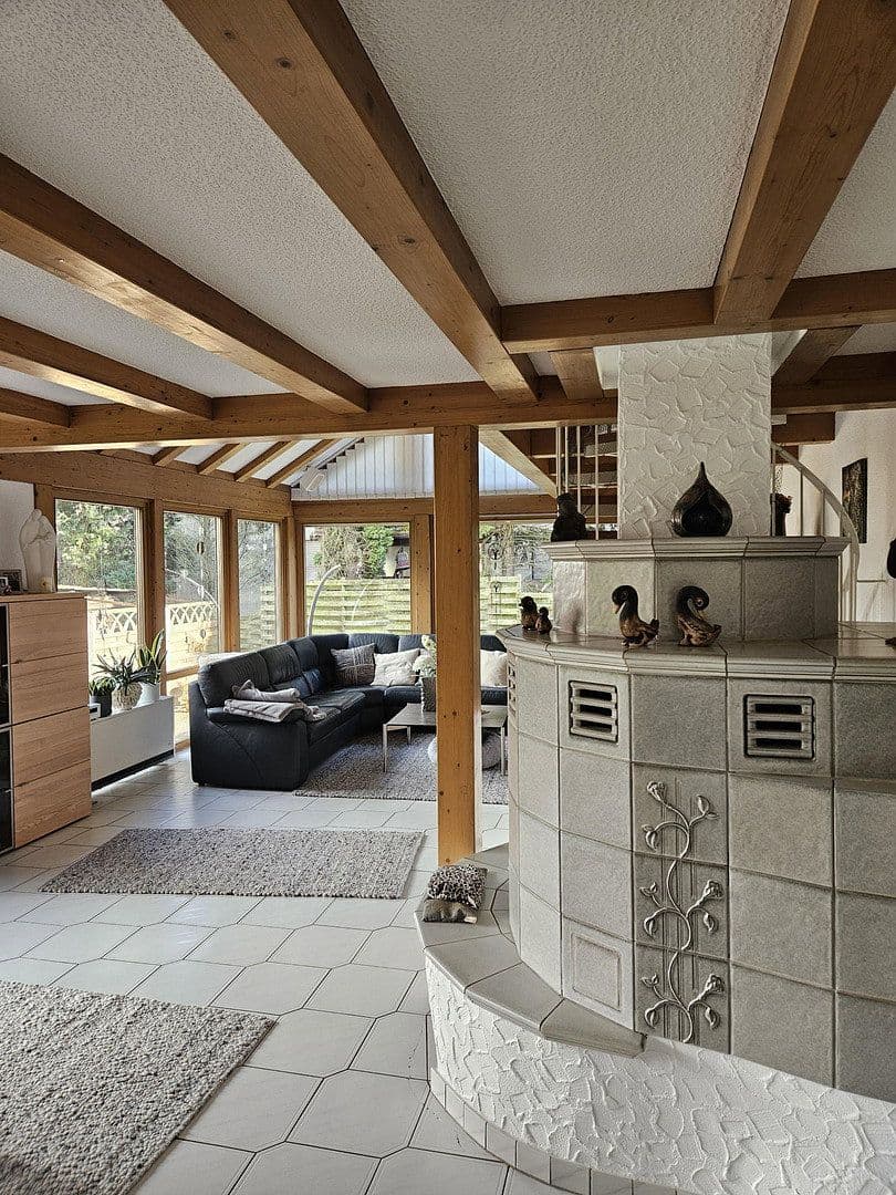 Prodej domu 295 m², pozemek 1.365 m², Austr. 9, Offenau, Bádensko-Württembersko Prodej domu 295 m², pozemek 1.365 m², Austr. 9, Offenau, Bádensko-Württembersko