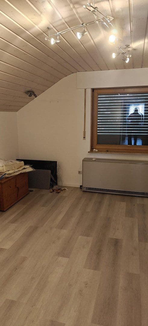 Prodej domu 295 m², pozemek 1.365 m², Austr. 9, Offenau, Bádensko-Württembersko Prodej domu 295 m², pozemek 1.365 m², Austr. 9, Offenau, Bádensko-Württembersko