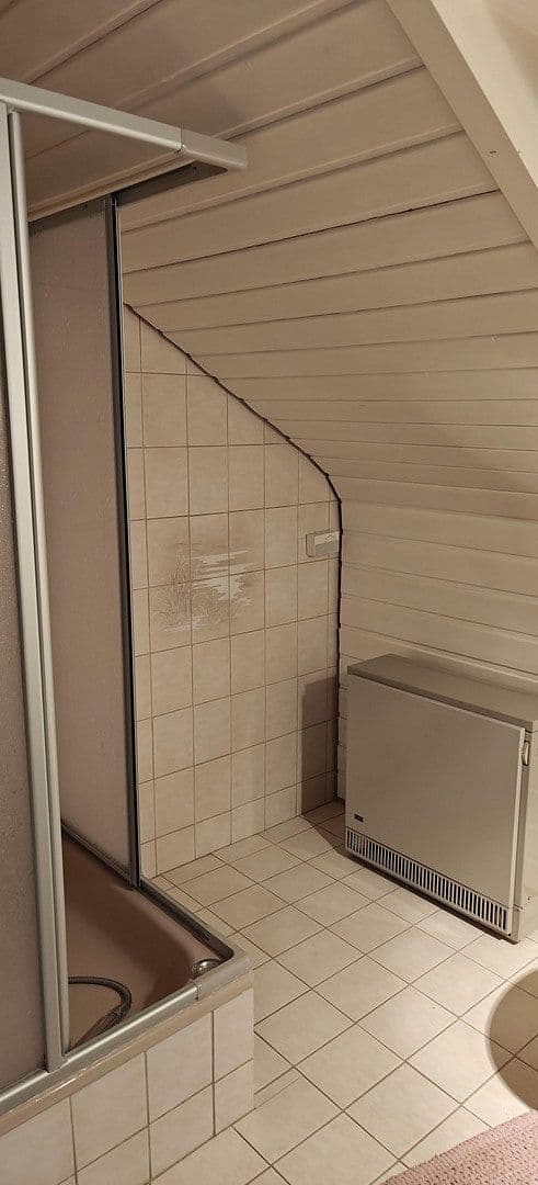 Prodej domu 295 m², pozemek 1.365 m², Austr. 9, Offenau, Bádensko-Württembersko Prodej domu 295 m², pozemek 1.365 m², Austr. 9, Offenau, Bádensko-Württembersko
