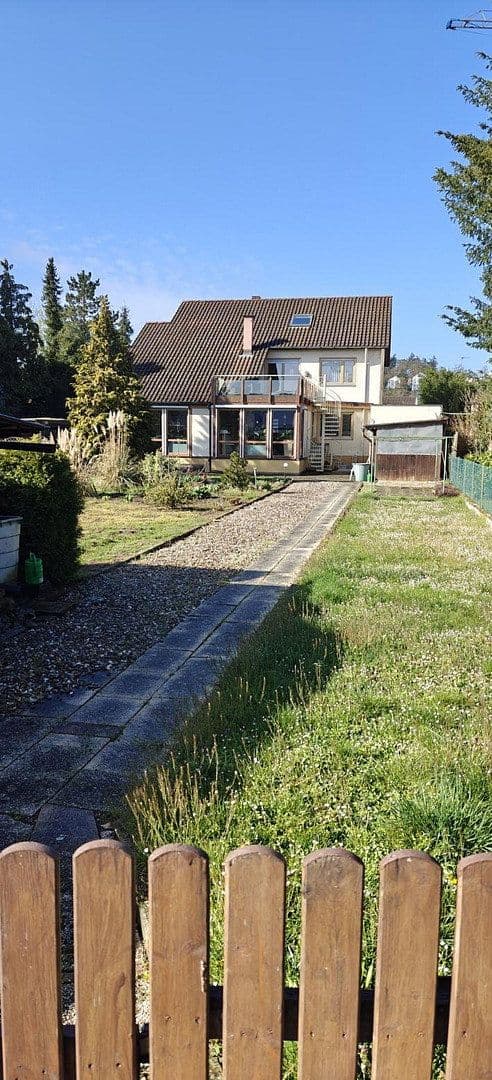 Prodej domu 295 m², pozemek 1.365 m², Austr. 9, Offenau, Bádensko-Württembersko Prodej domu 295 m², pozemek 1.365 m², Austr. 9, Offenau, Bádensko-Württembersko