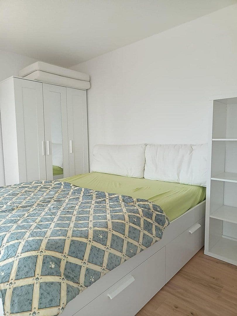Pronájem bytu 1+kk 40 m², Zum Hofgut 1, Konstanz, Bádensko-Württembersko Pronájem bytu 1+kk 40 m², Zum Hofgut 1, Konstanz, Bádensko-Württembersko