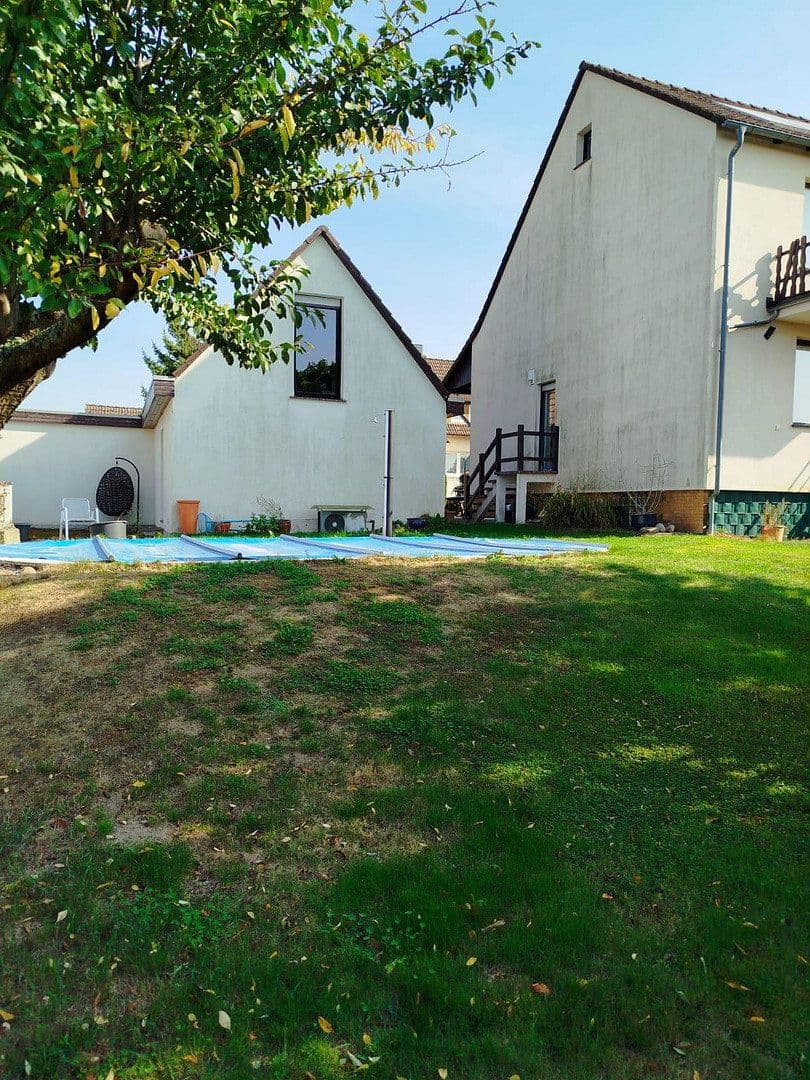 Prodej domu 180 m², pozemek 1.015 m², Springe, Dolní Sasko Prodej domu 180 m², pozemek 1.015 m², Springe, Dolní Sasko